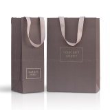 Бумажный пакет-сумка с ручками-лентами