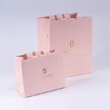 Бумажный пакет с ручками-лентами