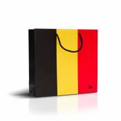 Стандартный бумажный пакет с ручками-шнурками