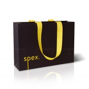 Стандартный бумажный пакет с ручками-лентами